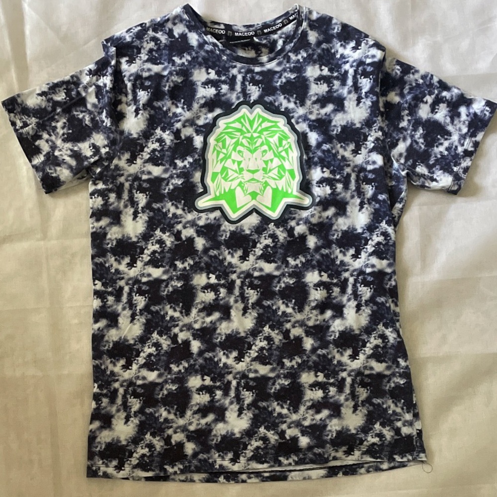 Maceoo Bold Graphic Green Lion Tee Tiedye Navy and White Mens 4/L